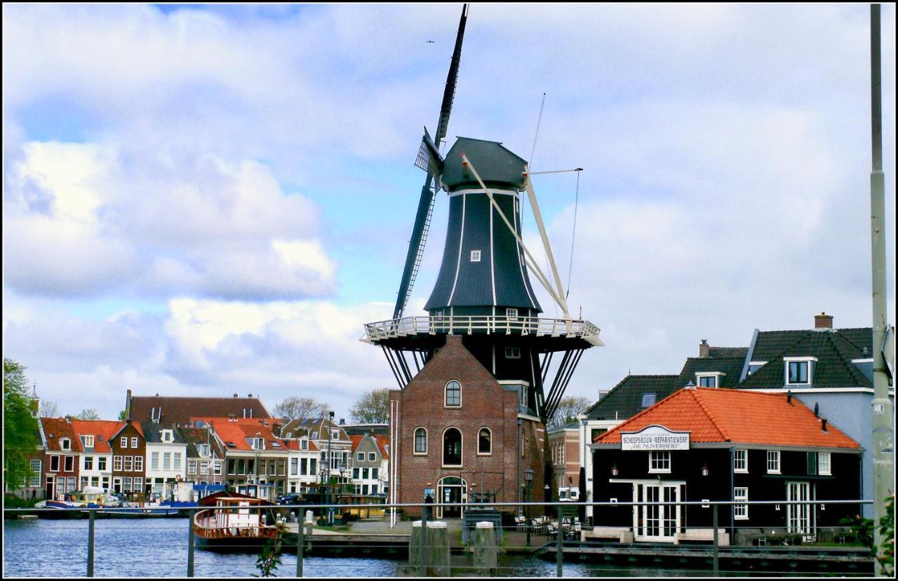 Bed & Breakfast Tegenover De Molen Хаарлем Екстериор снимка